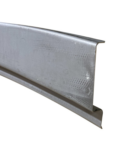 TOLE DE FERMETURE SUPERIEURE AVANT DE CAISSE...