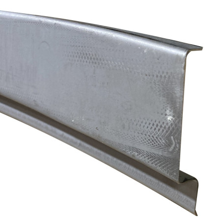 TOLE DE FERMETURE SUPERIEURE AVANT DE CAISSE AK250 ET AZU