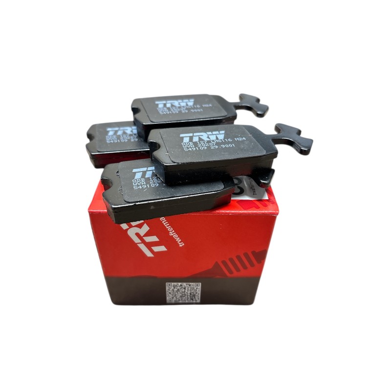PLAQUETTES DE FREIN DE SERVICE AVANT (4 PIÈCES) HIGH QUALITY